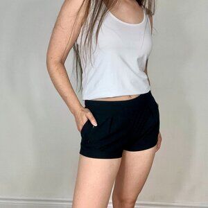 *Forever 21 Low Rise Black Shorts